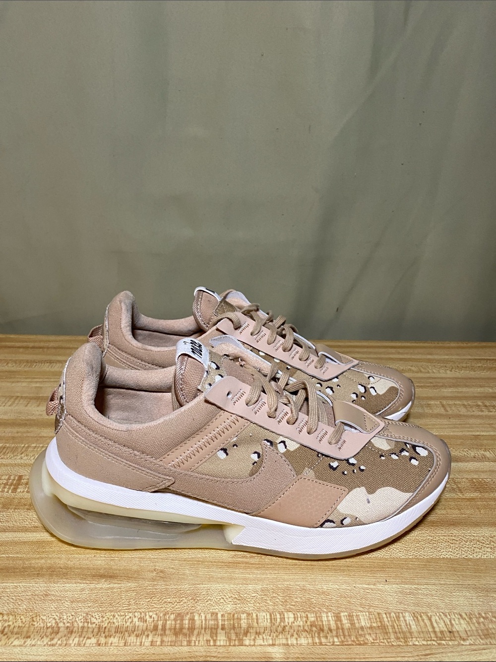 Nike Women’s Air Max Pre Day SE Desert Camo Sneakers size 8.5